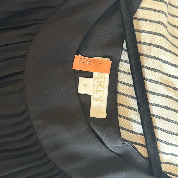 Black flowy pleated quarter sleeve mini dress. Size small - Picture 3 of 3